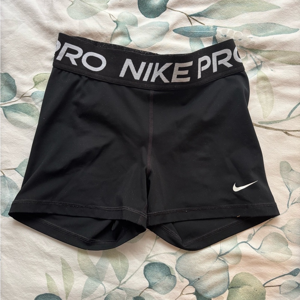 Women’s black Nike pro shorts